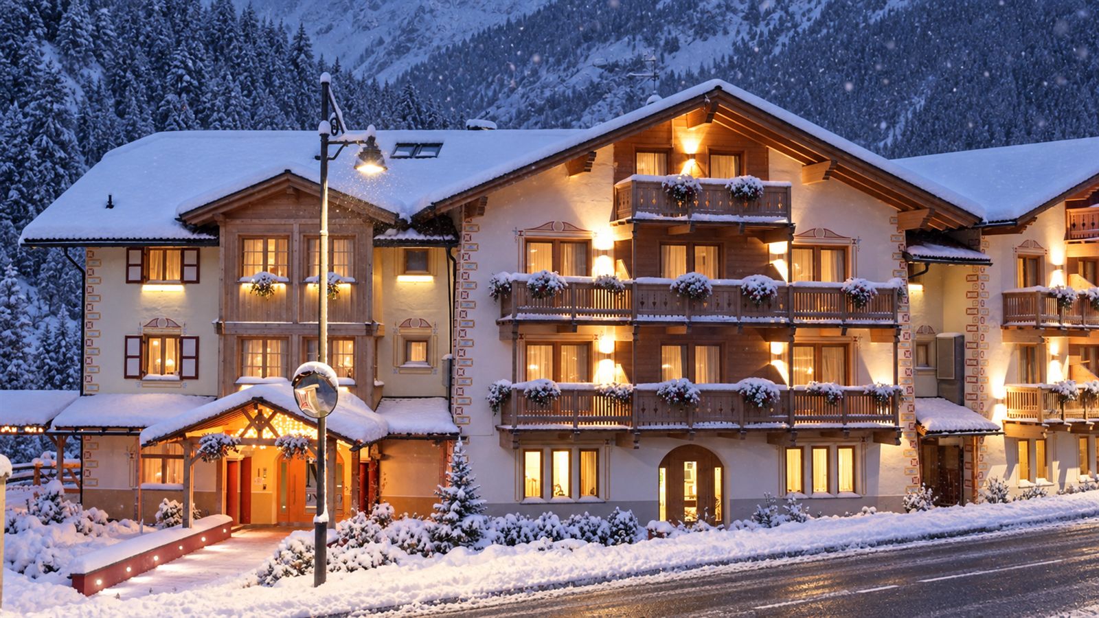 MY KOSHER HOTEL à Alba di Canazei, un soir d’hiver enneigé
